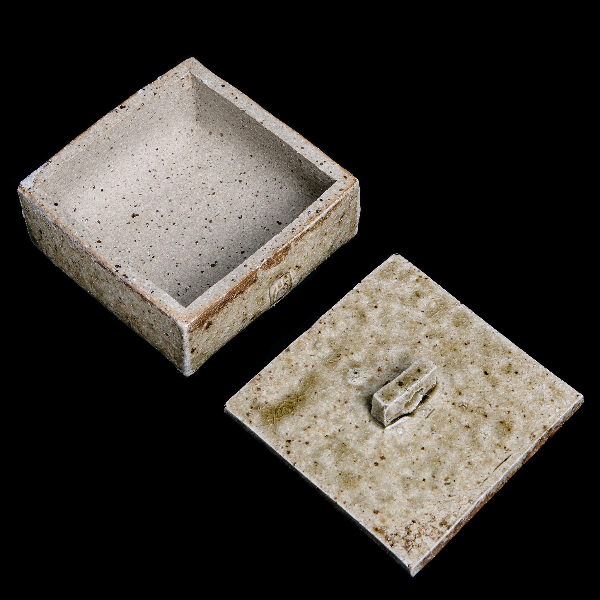 Box No.23/22 - huba.studio