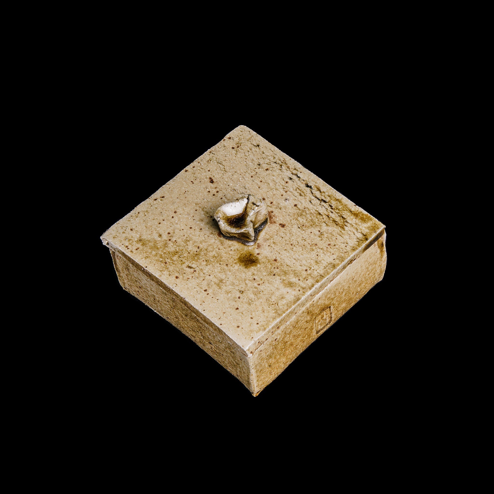 Box No.24/22 - huba.studio