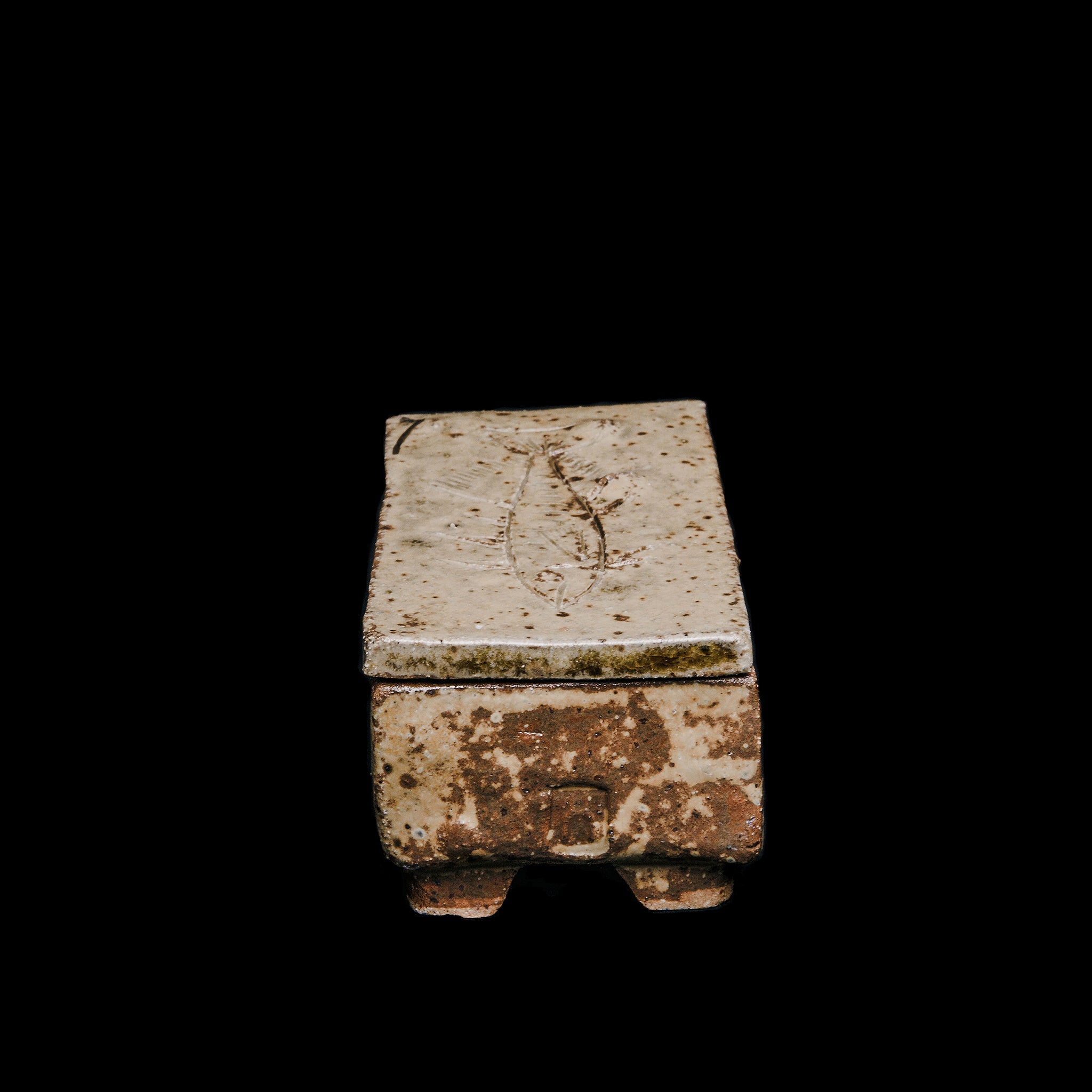 Box With a Fish Motif No.22/22 - huba.studio