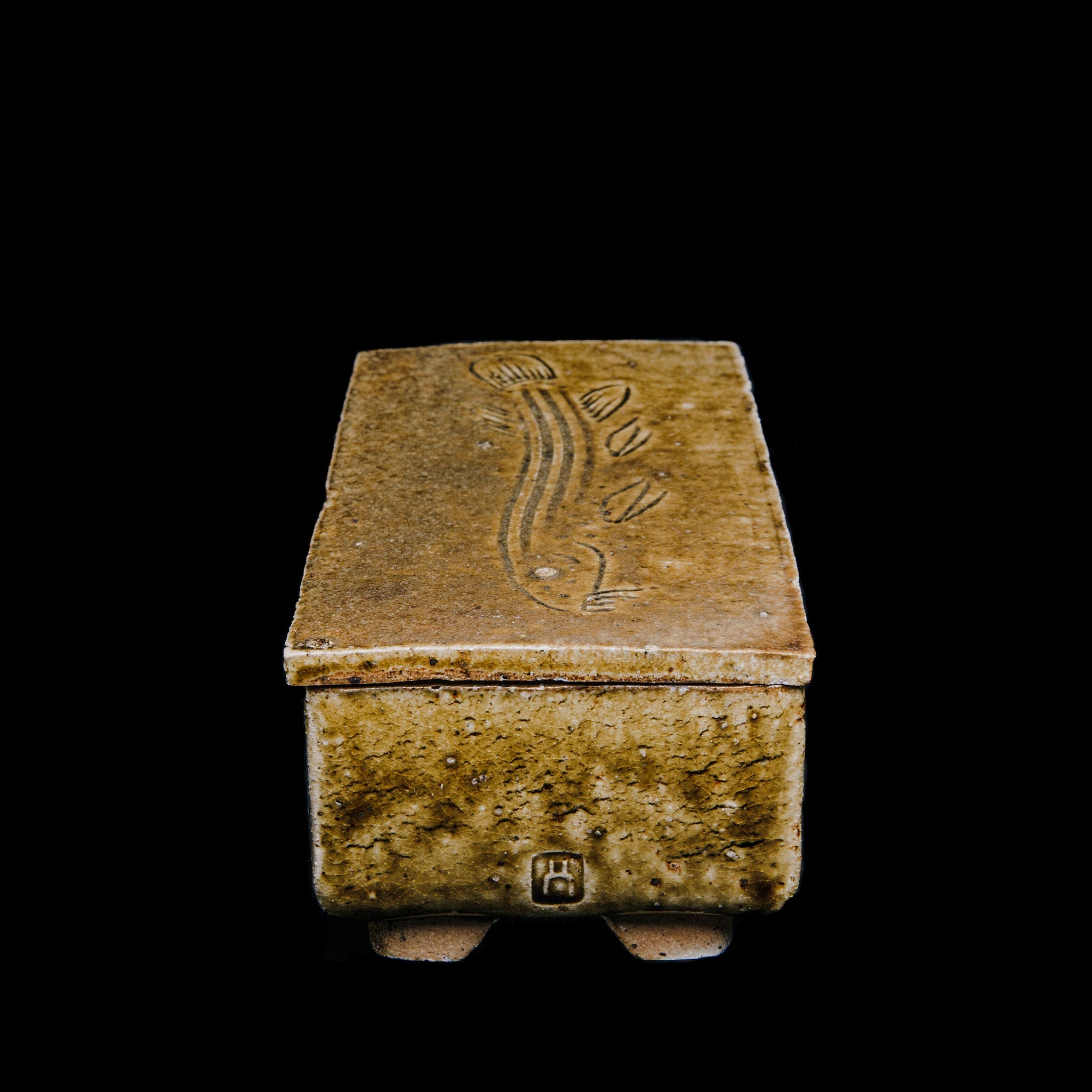 Box With a Fish Motif No.27/22 - huba.studio