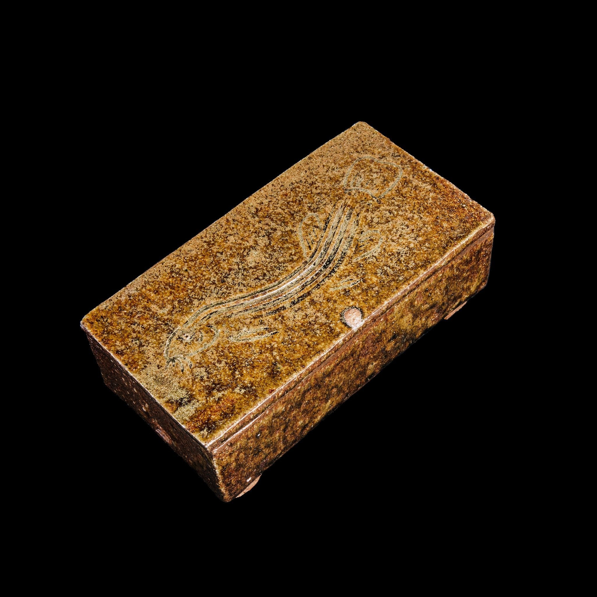 Box With a Fish Motif No.28/22 - huba.studio