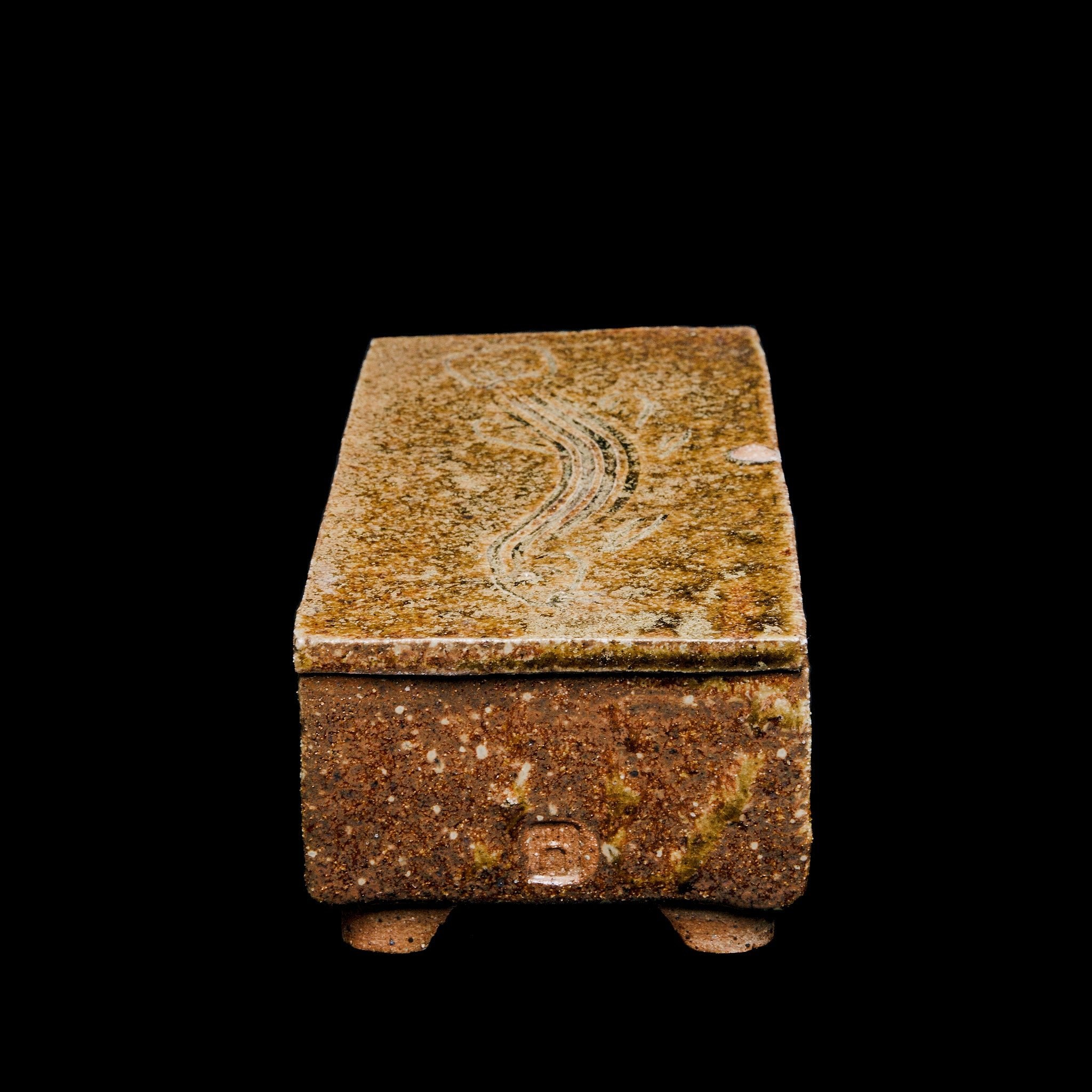 Box With a Fish Motif No.28/22 - huba.studio