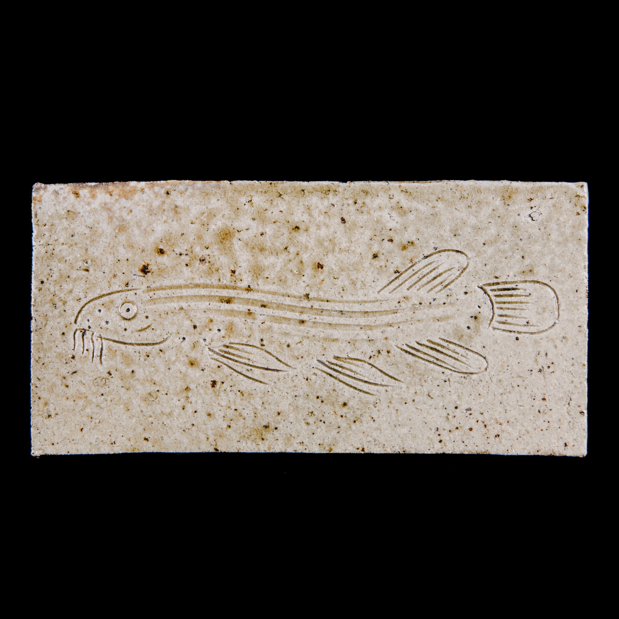 Box With a Fish Motif No.29/22 - huba.studio