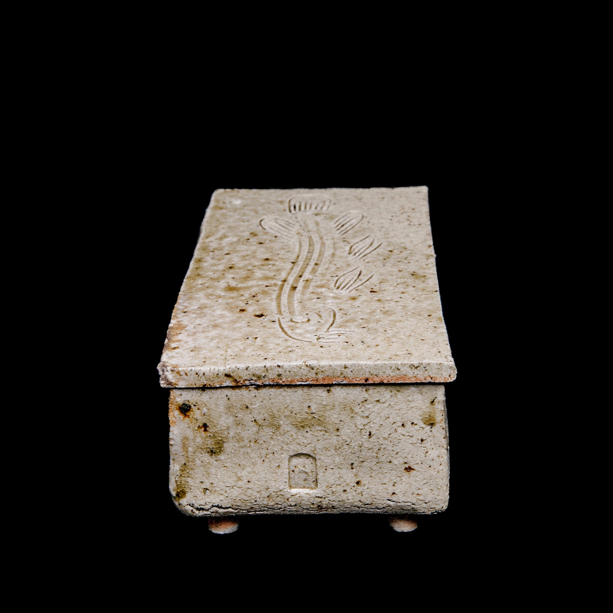 Box With a Fish Motif No.29/22 - huba.studio