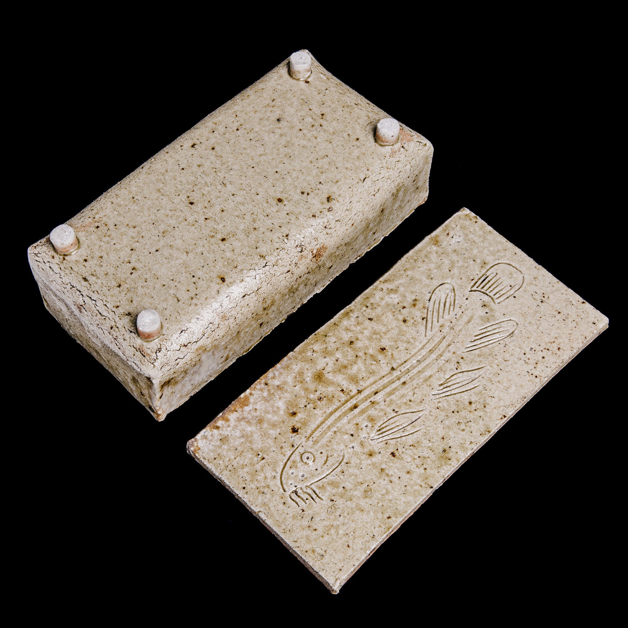 Box With a Fish Motif No.29/22 - huba.studio