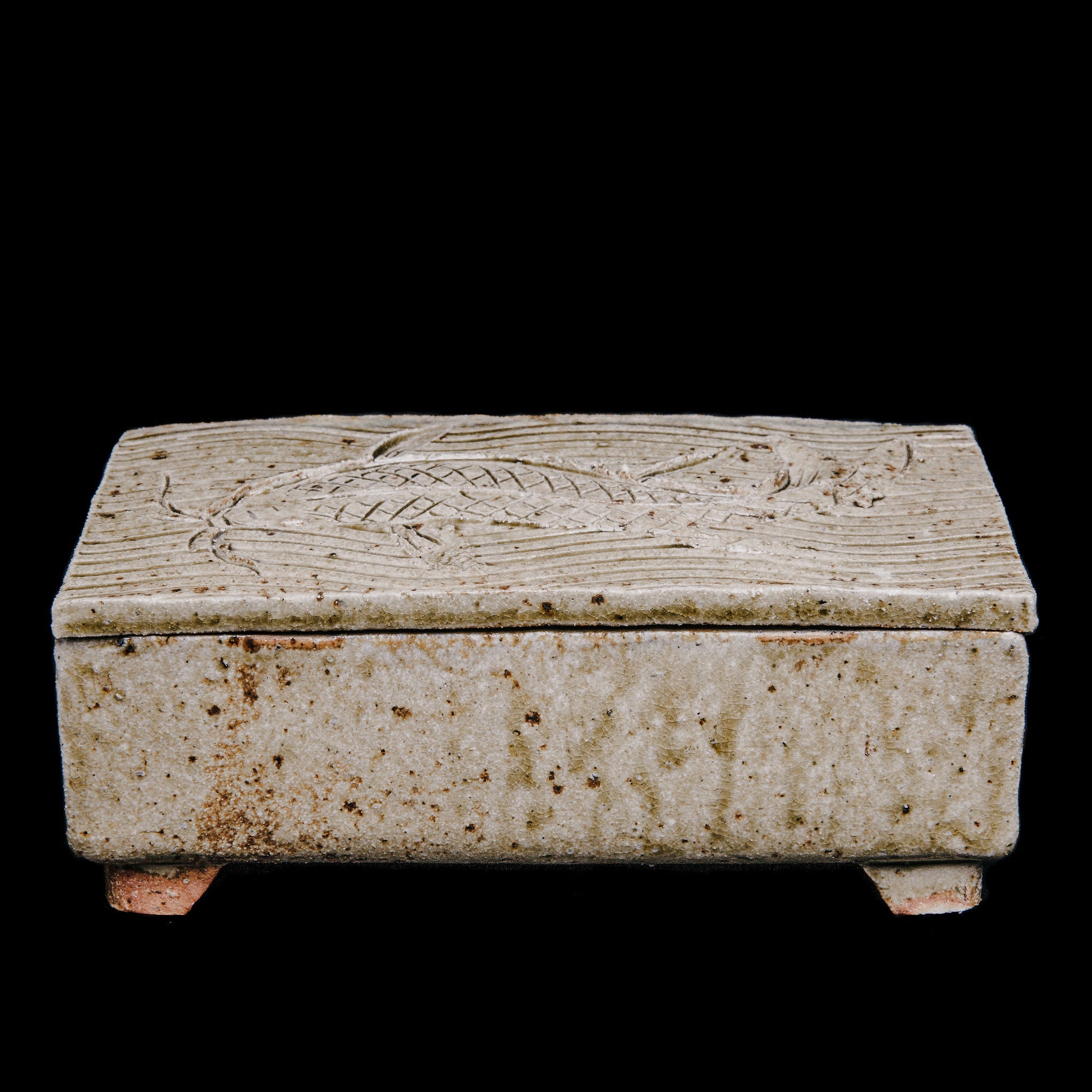 Box With a Fish Motif No.31/22 - huba.studio