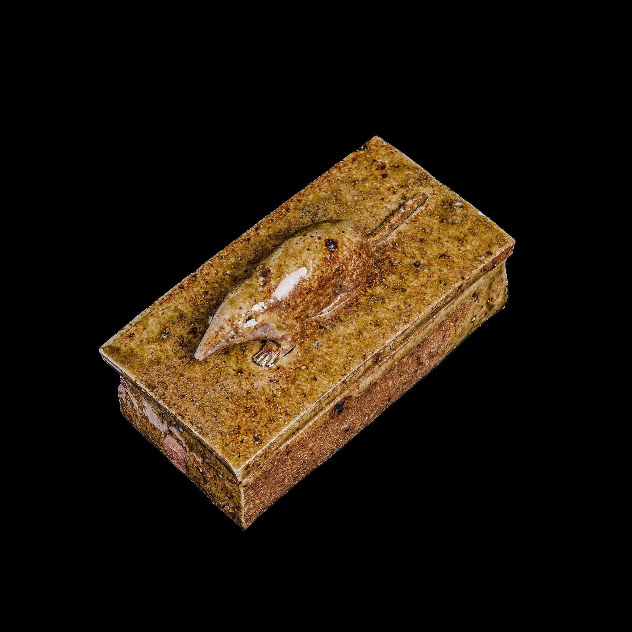 Box With a Shrew Motif No.25/22 - huba.studio