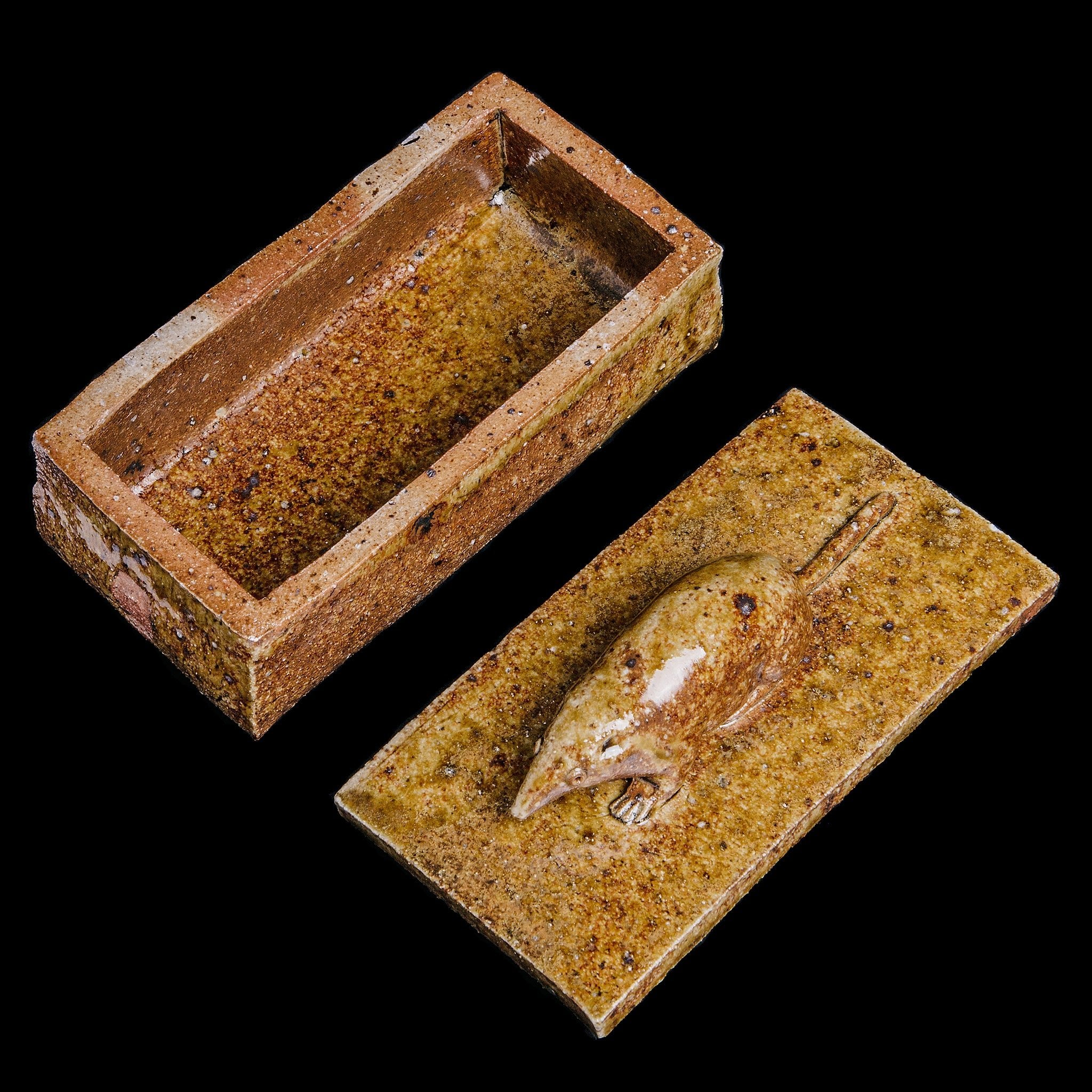 Box With a Shrew Motif No.25/22 - huba.studio