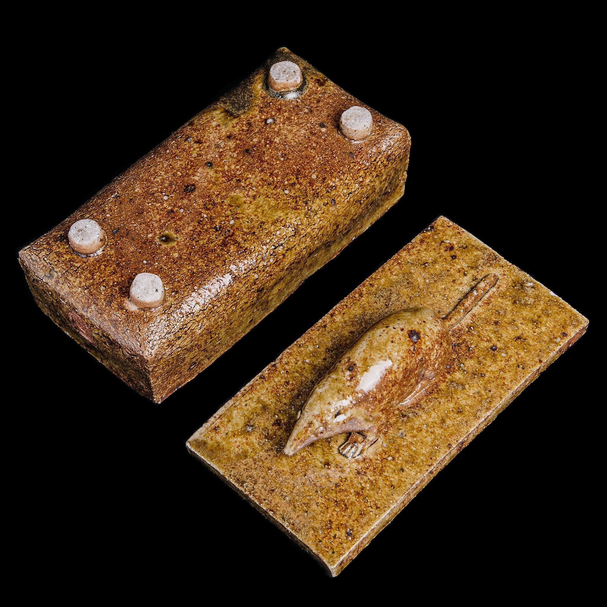 Box With a Shrew Motif No.25/22 - huba.studio