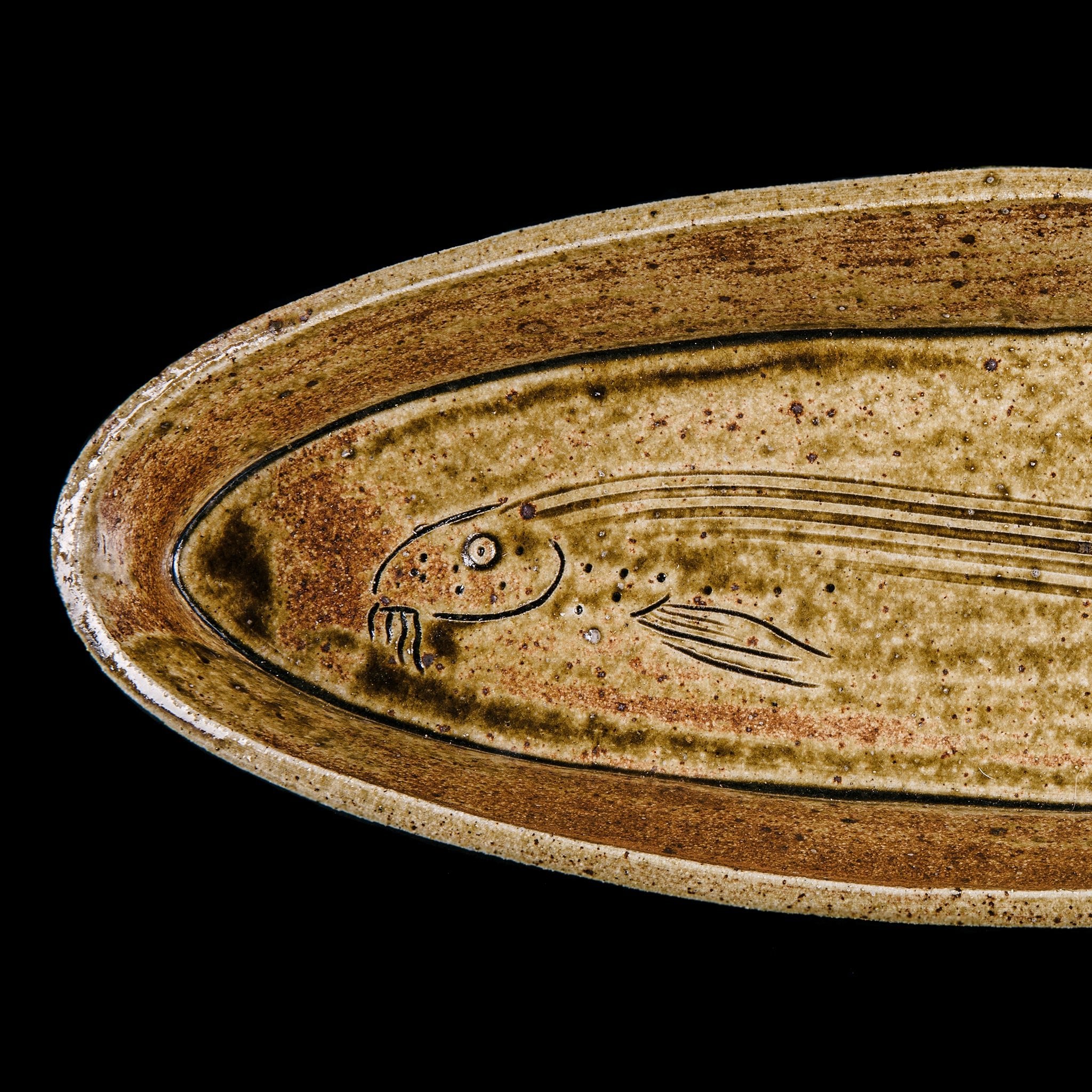 Dish With a Fish Motif No.80/22 - huba.studio