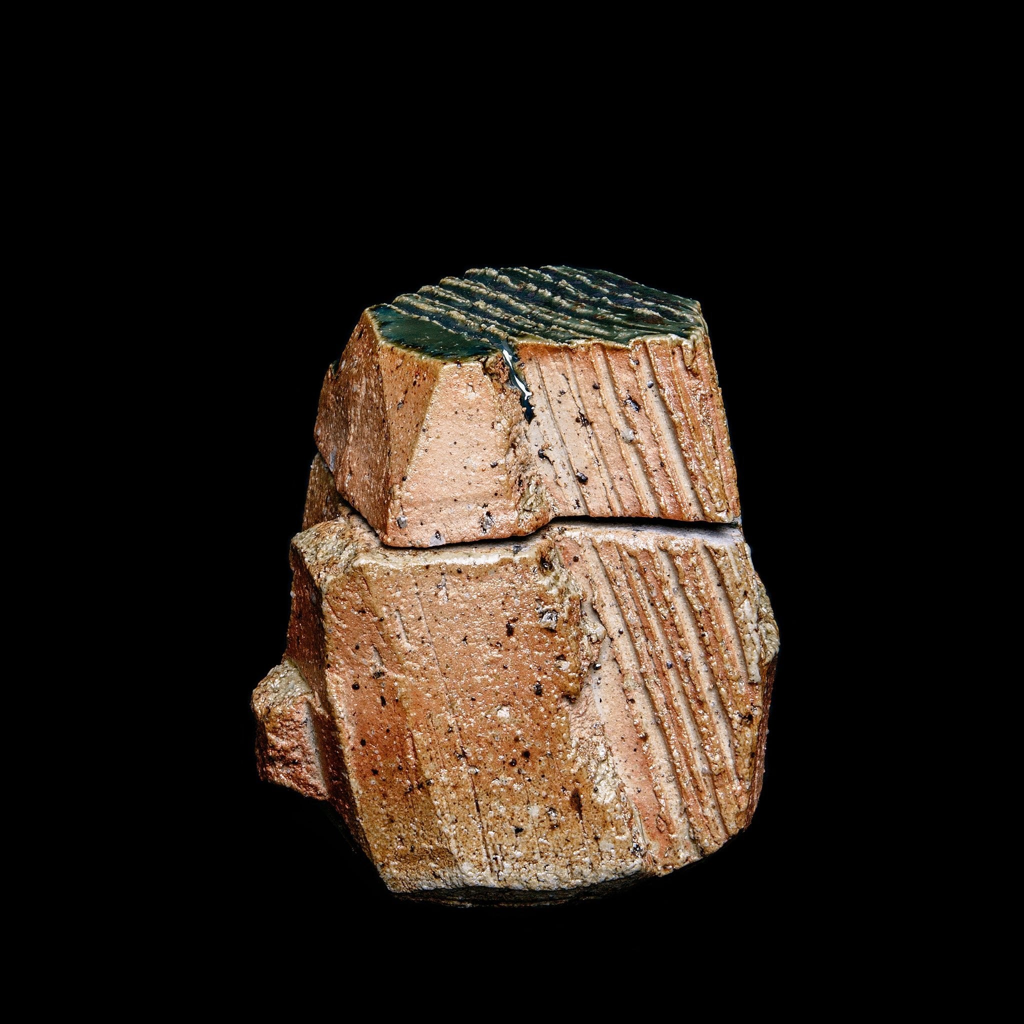 Kurinuki Box No.04/22 - huba.studio