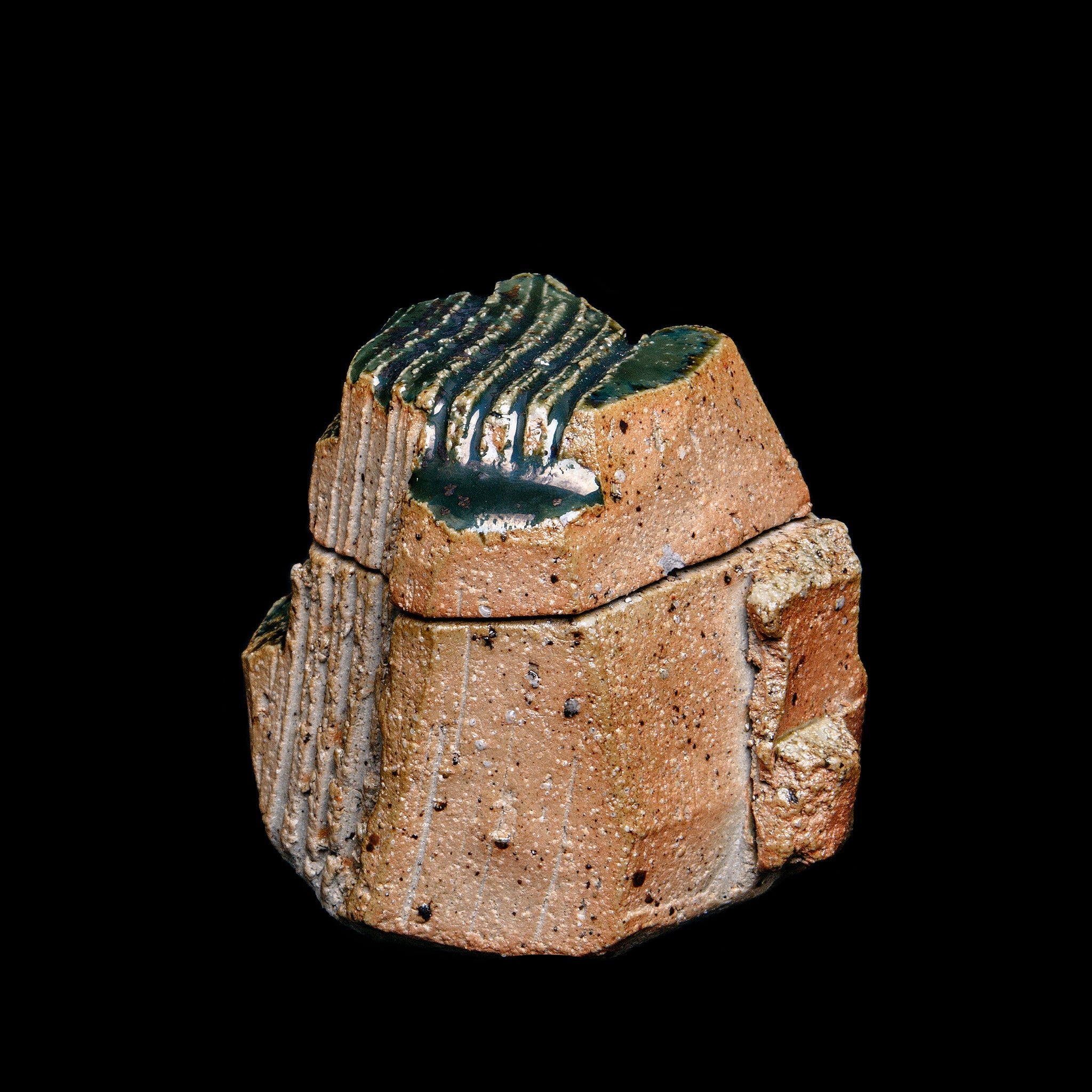 Kurinuki Box No.04/22 - huba.studio