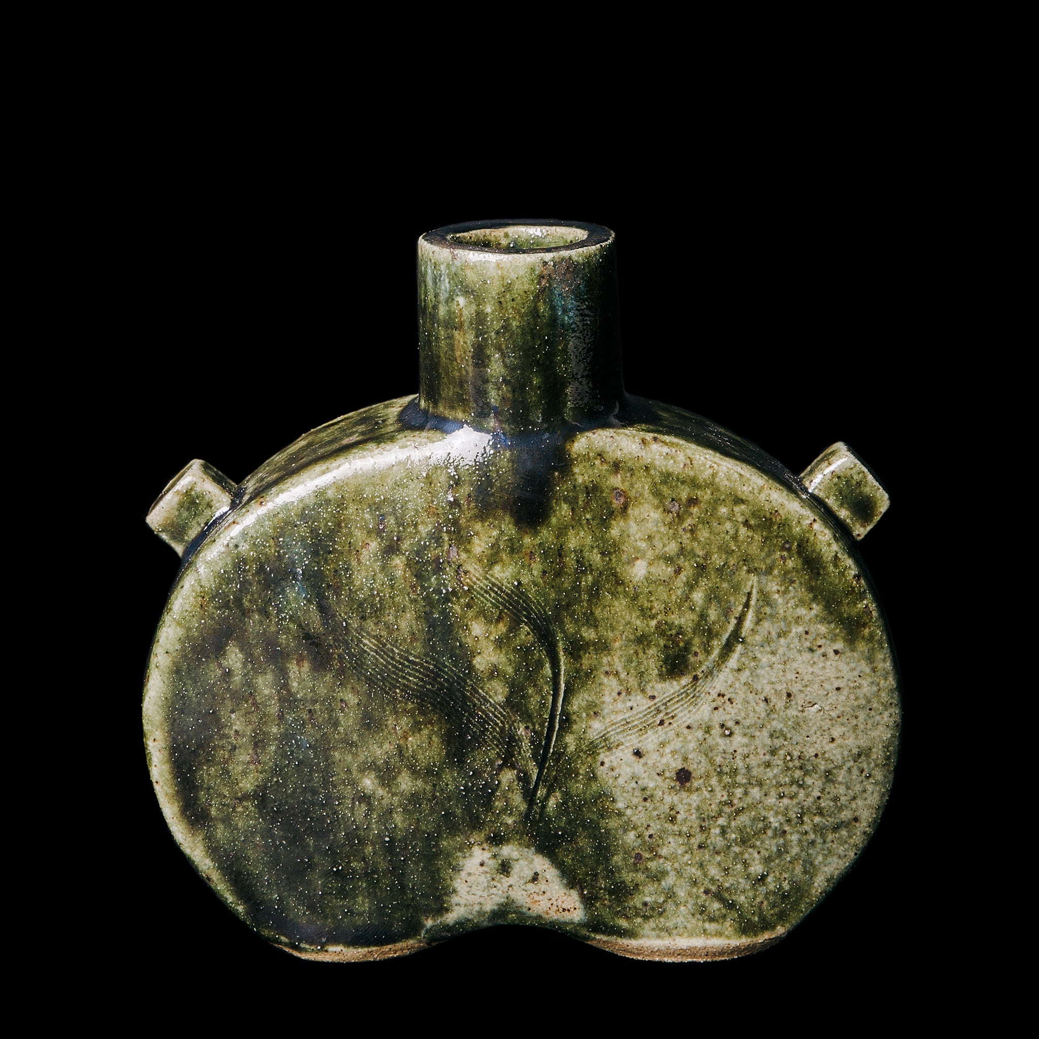 Vase No.127/22 - huba.studio