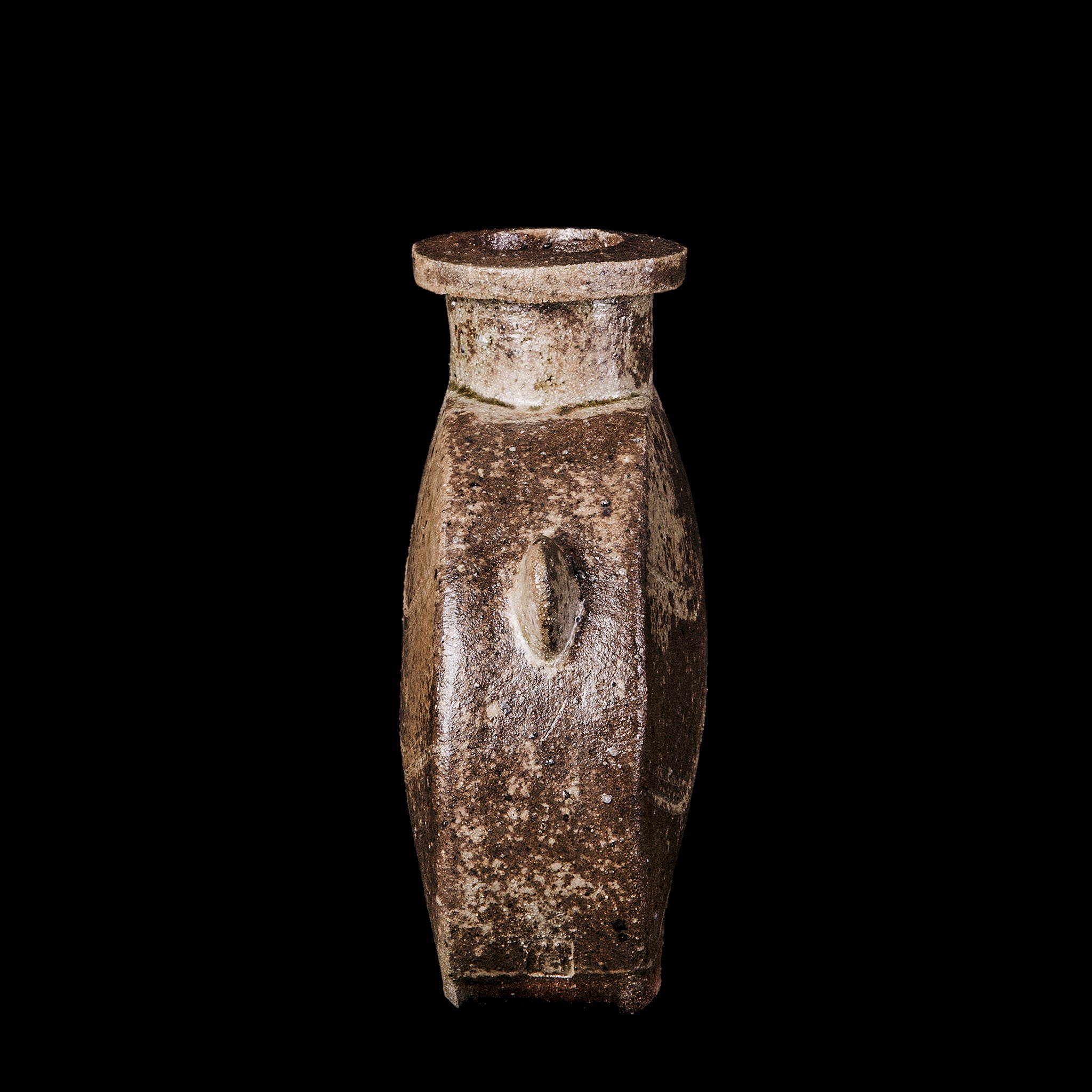 Vase No.130/22 - huba.studio