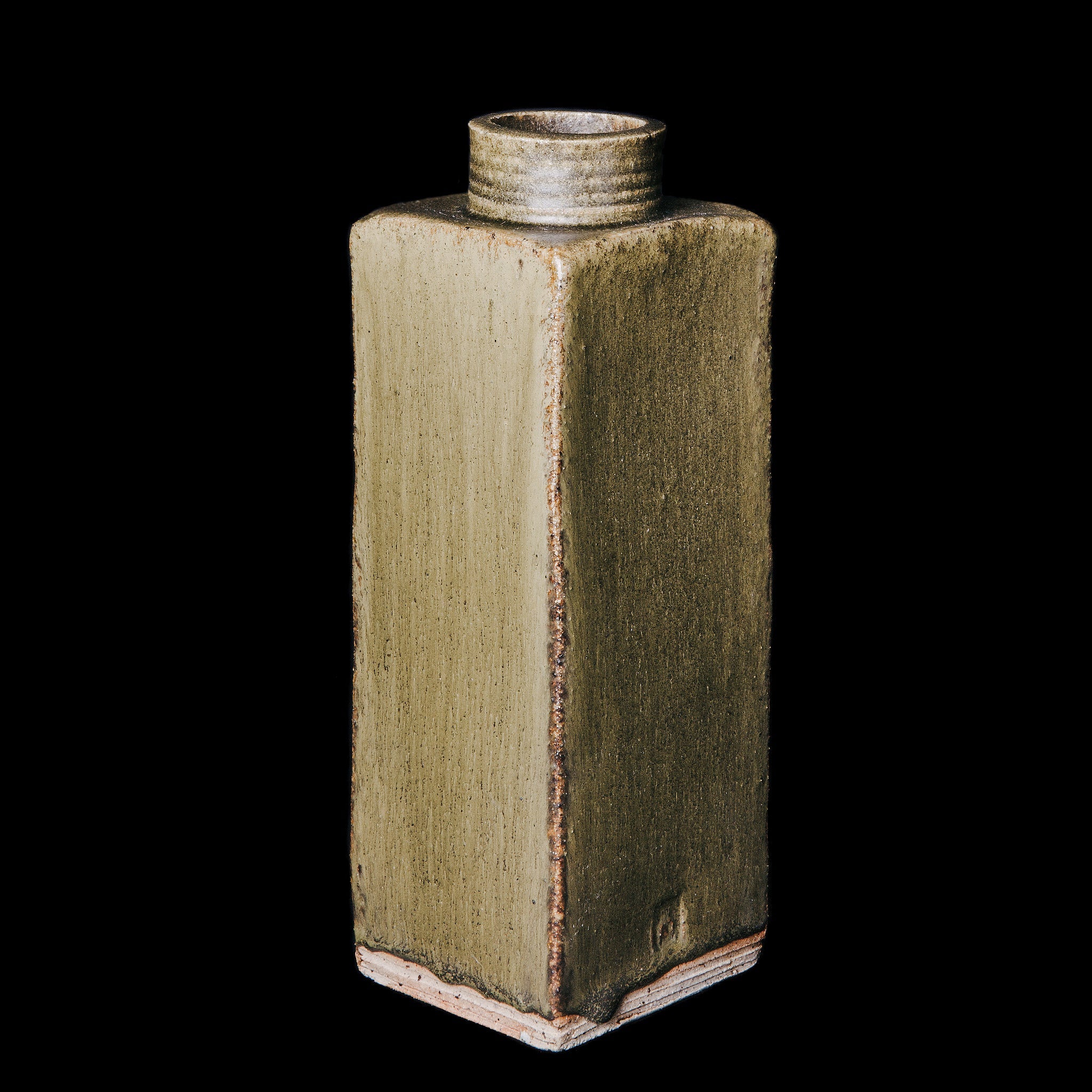 Vase No.89/22 - huba.studio