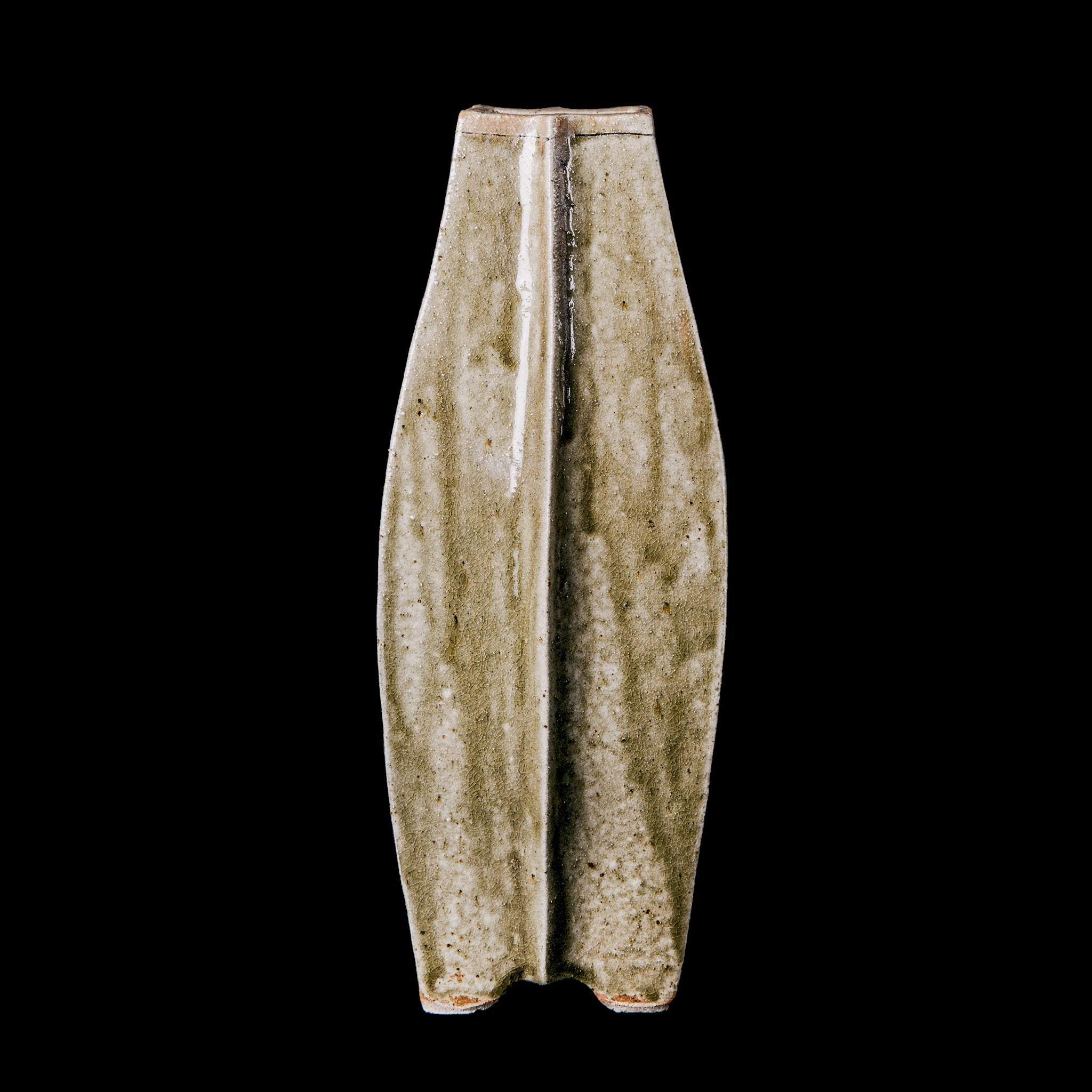 Vase No.90/22 - huba.studio